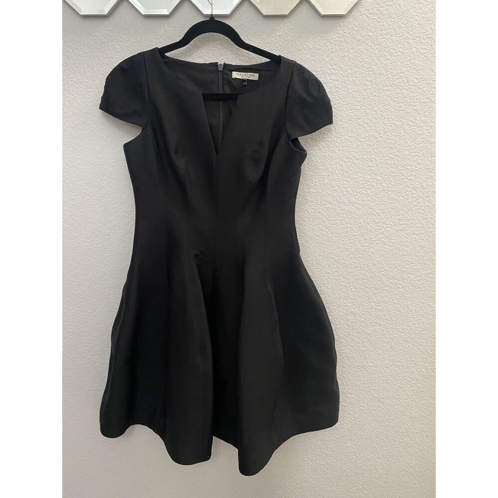 Halston Heritage Maggie Tulip skirt black v-neck skater dress Size 4 - Picture 4 of 13